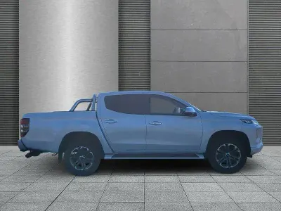 Usata Mitsubishi L200 Spirit 150 CV (110 kW) 2022 Bianco Pick-up