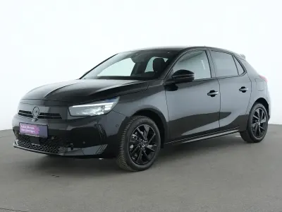 Gebraucht Opel Corsa 131 PS (96 kW) 2024 Lackierung schwarz Kleinwagen