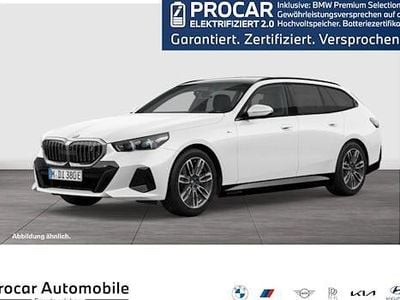 Gebraucht BMW i5 M Sport 250 kW (340 PS) 2025 Weiß Kombi