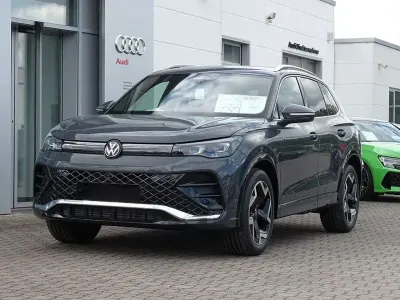 Nowe VW Tiguan R-line 150 KM (110 kW) 2025 Szary SUV