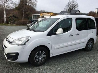 Second-hand Citroën Berlingo SELECTION 99 CP (72 kW) 2015 Alb Monovolum