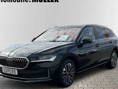 Gebraucht Skoda Superb Selection 150 PS (110 kW) 2024 Onyxschwarz metallic Kombi
