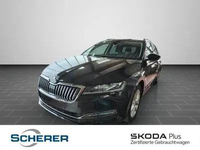 Gebraucht Skoda Superb Style 150 PS (110 kW) 2024 Blackmagic perleffekt Kombi