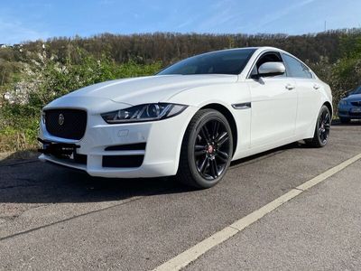 gebraucht Jaguar XE 25t Benzin