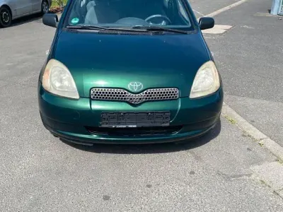 Gebraucht Toyota Yaris Luna 86 PS (63 kW) 2000 Limousine