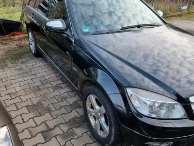 Gebraucht Mercedes 320 225 PS (165 kW) 2008 Schwarz Kombi
