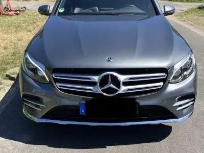 Gebraucht Mercedes GLC220 AMG line 170 PS (125 kW) 2018 Grau SUV