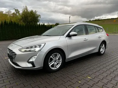 Occasion Ford Focus Cool & Connect 120 ch (88 kW) 2019 Argent Break