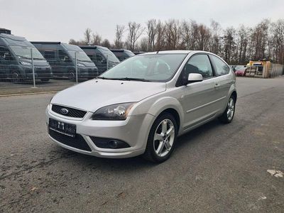 Usata Ford Focus Style 101 CV (74 kW) 2007 Grigio Berlina