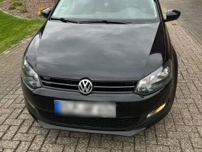 Begagnad VW Polo Life 69 HK (50 kW) 2014 Svart Halvkombi