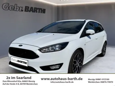 Gebraucht Ford Focus ST-Line 150 PS (110 kW) 2017 Frostweiß Kombi