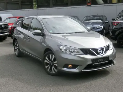 Gebraucht Nissan Pulsar Tekna 116 PS (85 kW) 2018 Grau  metallic Kleinwagen