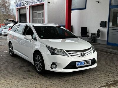 Gebraucht Toyota Avensis Edition 124 PS (91 kW) 2013 Super white 2 Kombi