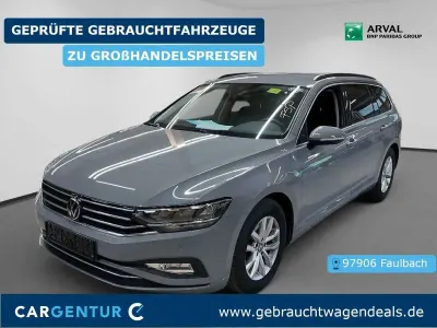Gebraucht VW Passat Business 122 PS (89 kW) 2022 Grau Kombi