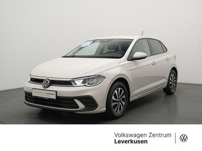 Gebraucht VW Polo Active 95 PS (69 kW) 2023 Ascotgrau Kleinwagen