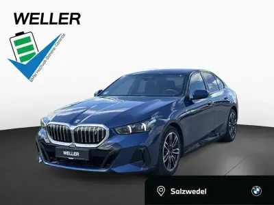 Gebraucht BMW i5 M Sport 289 kW (394 PS) 2025 Phytonicblau (blau) Limousine