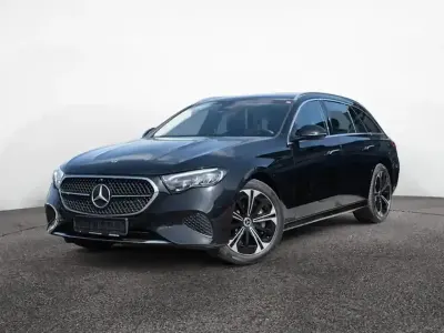 Gebraucht Mercedes E300 Avantgarde 197 PS (144 kW) 2024 Schwarz obsidianschwarz metallic Kombi