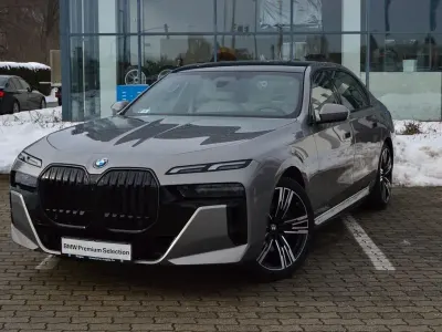Gebraucht BMW i7 M Sport 334 kW (455 PS) 2025 Grau Limousine