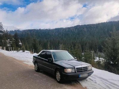 Usata Mercedes 190 127 CV (93 kW) 1990 Nero Berlina