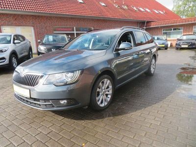 gebraucht Skoda Superb Combi Best Of 2,0TDI Xenon,Navi,DSG,AHK++