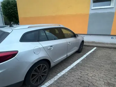 Gebraucht Renault Mégane GrandTour 110 PS (80 kW) 2013 Silber Kombi