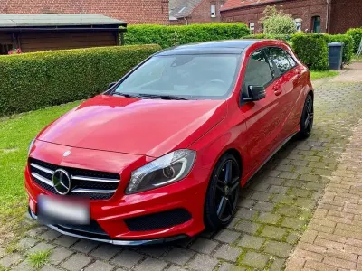 Gebraucht Mercedes A200 AMG 136 PS (100 kW) 2013 Rot Limousine