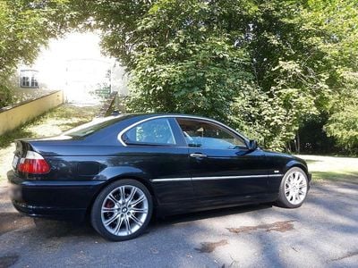 Second-hand BMW 330 Sport Line 231 CP (169 kW) 2001 Negru Coupe