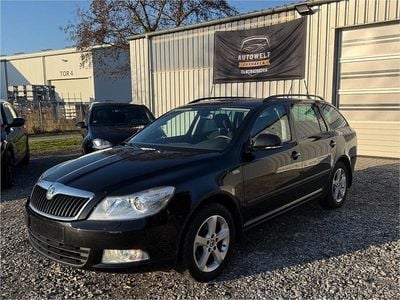 Gebraucht Skoda Octavia Family 122 PS (89 kW) 2011 Schwarz Kombi
