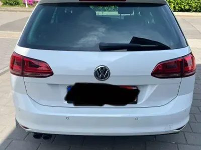 Używany VW Golf VII LOUNGE 150 KM (110 kW) 2016 Biały Kombi