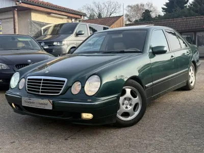 Brugt Mercedes E280 Avantgarde 204 HK (150 kW) 2000 Grøn Sedan