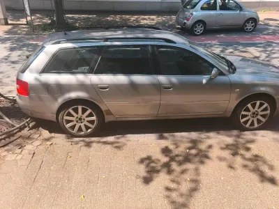 Gebraucht Audi A6 131 PS (96 kW) 2004 Silber Kombi