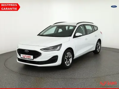 Gebraucht Ford Focus 120 PS (88 kW) 2022 Weiß Limousine