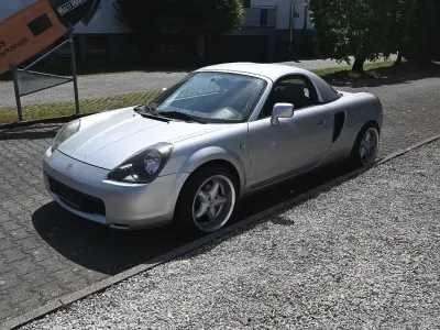 Gebraucht Toyota MR2 140 PS (102 kW) 2001 Silber Cabrio