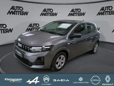 Neu Dacia Sandero Essentiel 67 PS (49 kW) 2026 Grau Limousine