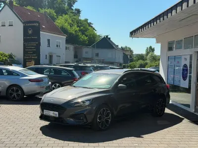 Gebraucht Ford Focus ST-Line 150 PS (110 kW) 2020 Grau Kombi
