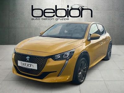 Gebraucht Peugeot e-208 Allure 100 kW (136 PS) 2021 Metfa faro gelb Kleinwagen