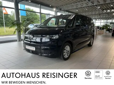Gebraucht VW Multivan Life 150 PS (110 kW) 2025 Deep black perleffekt Van / Kleinbus