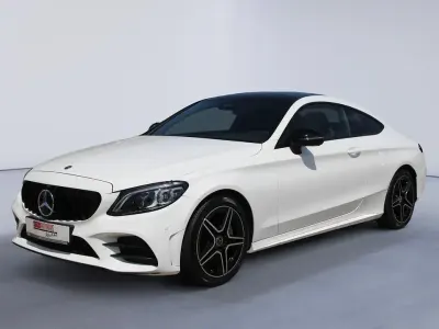 Gebraucht Mercedes C300 AMG line 245 PS (180 kW) 2019 Weiß Coupé