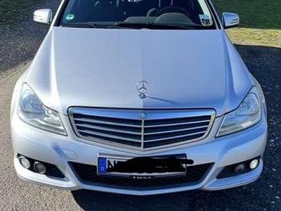 Gebraucht Mercedes C200 Avantgarde 136 PS (100 kW) 2012 Grau Kombi