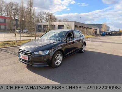 Gebraucht Audi A3 Attraction 105 PS (77 kW) 2013 Schwarz Limousine