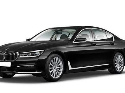Gebraucht BMW 730 Sport Line 265 PS (194 kW) 2016 Black sapphire metallic Limousine