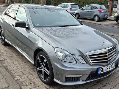 Gebraucht Mercedes E220 Avantgarde 170 PS (125 kW) 2012 Grau Limousine