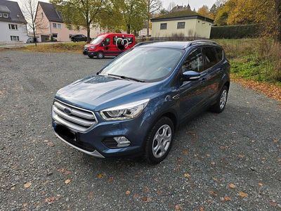 Gebraucht Ford Kuga Cool & Connect 150 PS (110 kW) 2019 Blau SUV