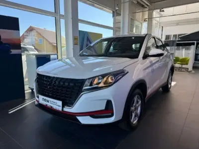 Begagnad DFSK Fengon 106 HK (77 kW) 2022 Vit Sedan