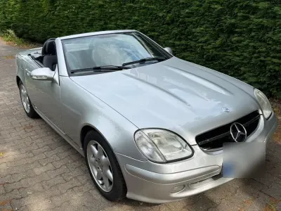 Gebraucht Mercedes SLK200 163 PS (119 kW) 2001 Silber Cabrio