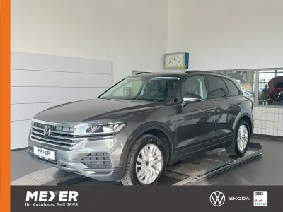 Gebraucht VW Touareg 231 PS (169 kW) 2025 Siliziumgrau metallic SUV
