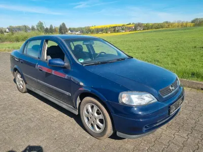 Occasion Opel Astra 84 ch (61 kW) 2002 Bleue Berline