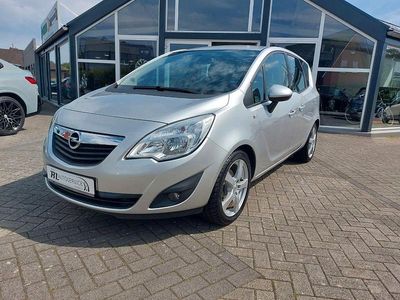 Silber Gebraucht 2011 Opel Meriva Edition Van / Kleinbus | 5.900 € (Fairer Preis)