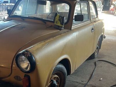 gebraucht Trabant 600 mit neuem Motor