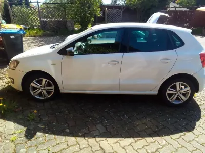 Käytetty VW Polo Match 75 HP (55 kW) 2012 Valkoinen Viistoperä